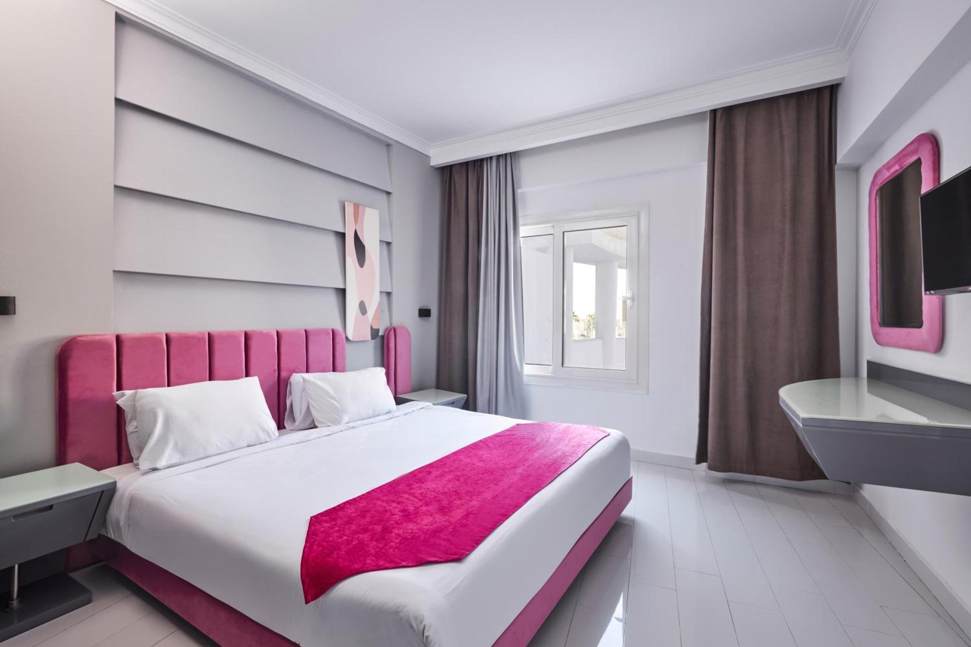 Golden Palace Marina Hotel El Alamein Bagian luar foto
