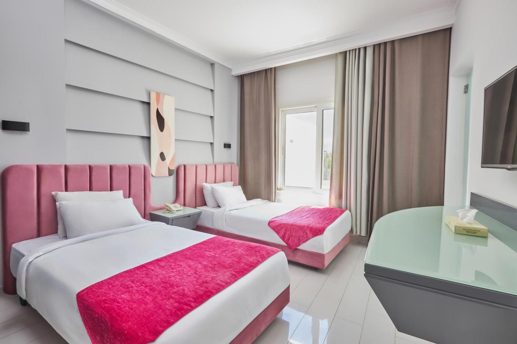 Golden Palace Marina Hotel El Alamein Bagian luar foto